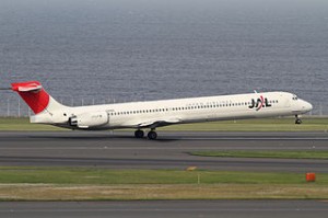 320px-JAL_MD-90-30(JA005D)_(5746031458)