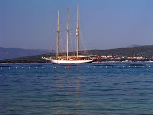 320px-Yacht_Punat