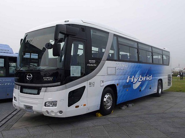 640px-Hino-motors_selega-hybrid_RU1ASAR_demo-car